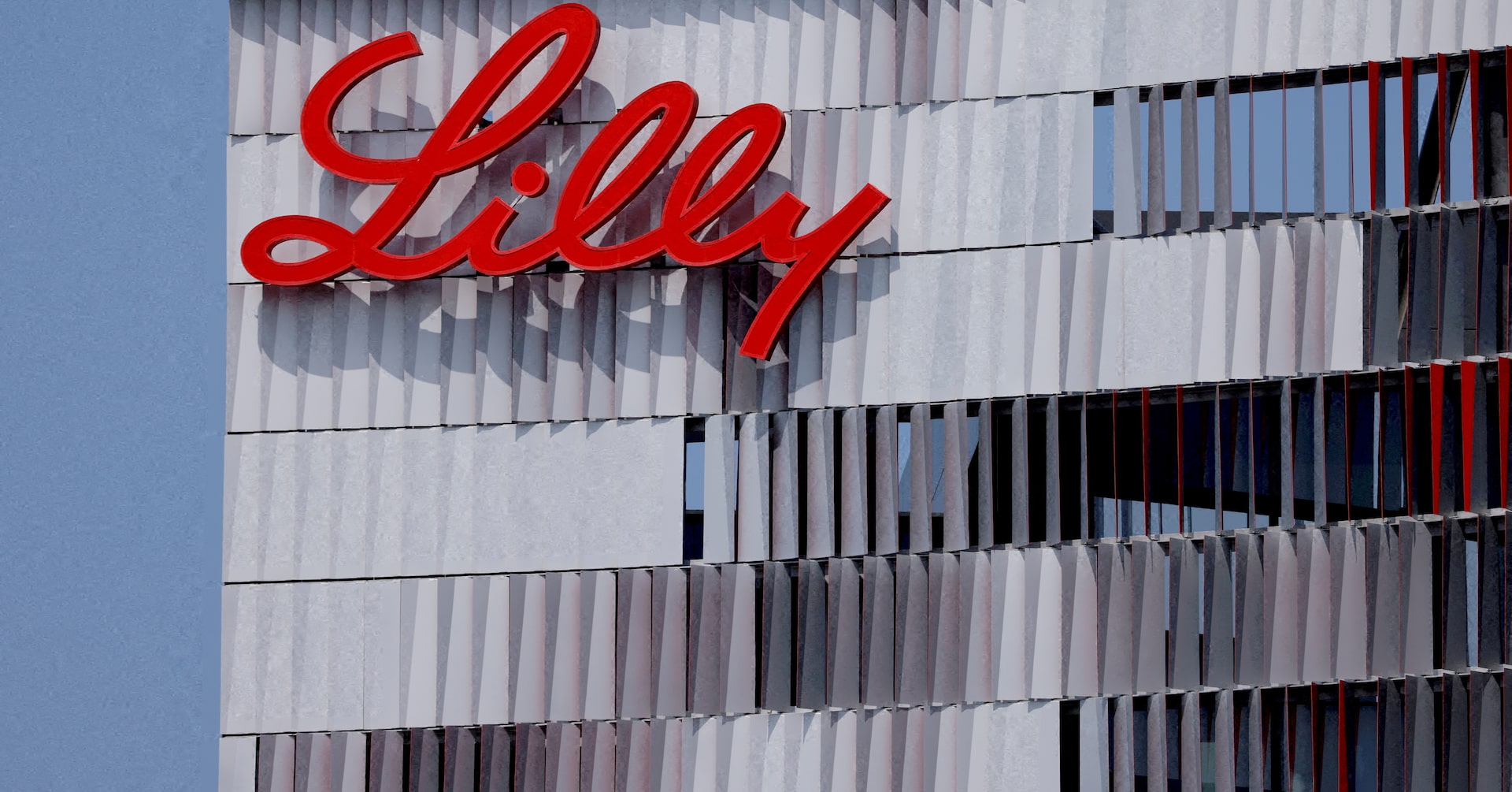 Lilly drops CVS as its employee pharmacy benefit manager after Zepbound formulary change